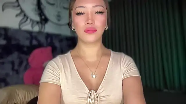 Jasmine Elcock online show from 02.18.25