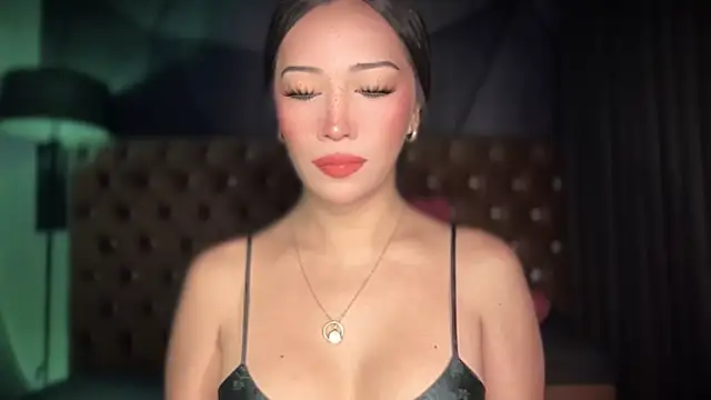 Jasmine Elcock online show from 09.18.25