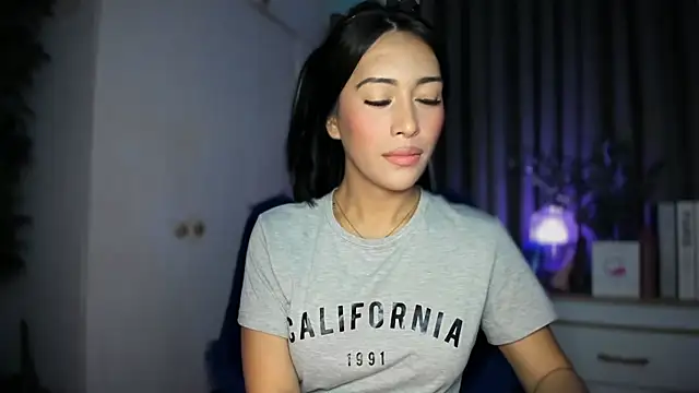 Jasmine Elcock online show from 07.29.26