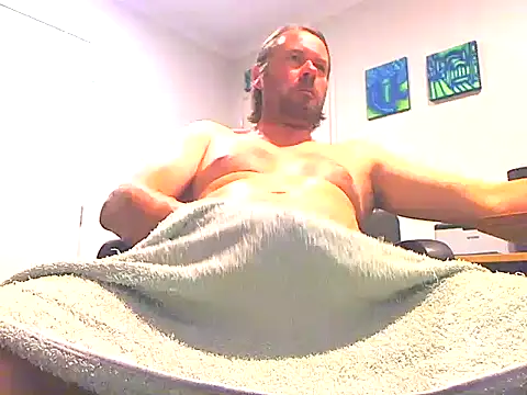 Snapshot of megaboy411 chatting on 02.12.25 megaboy411 online show from 02.12.25