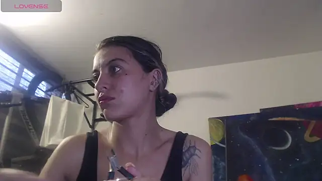 Snapshot of mariecam420 chatting on 09.14.25 mariecam420 online show from 09.14.25