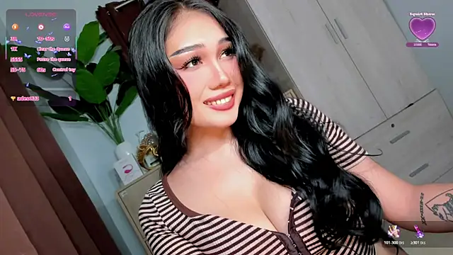 Snapshot of Icon1c_LiLy chatting on 05.24.26 Icon1c LiLy online show from 05.24.26