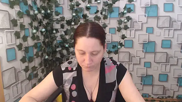 JosieJun  online show from 01.15.25