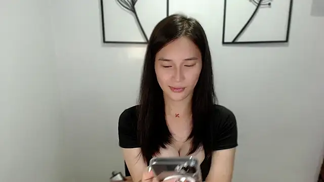 AmazingLuchie online show from 03.05.26