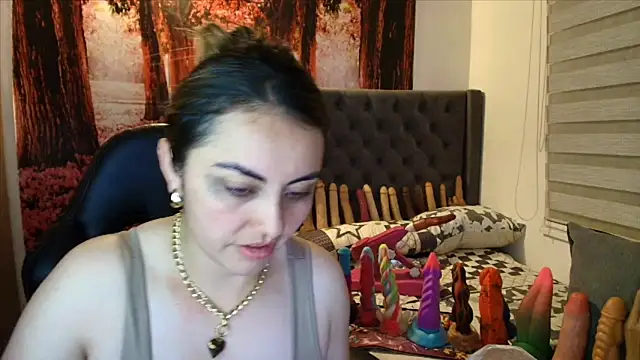 Snapshot of sofia23dirty chatting on 02.05.26 sofia23dirty online show from 02.05.26