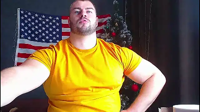 Snapshot of muscularjohnforuX chatting on 12.15.24 muscularjohnforuX online show from 12.15.24