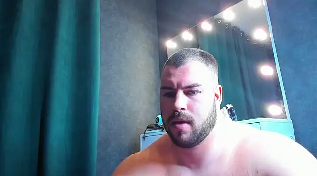 Snapshot of muscularjohnforuX chatting on 02.10.25 muscularjohnforuX online show from 02.10.25