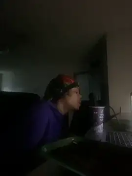 CutieFrmthehood online show from 01.08.25