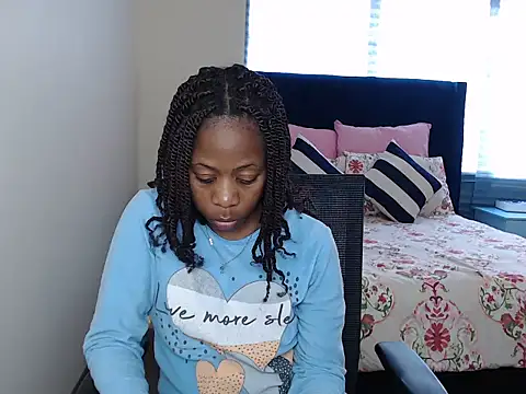 QUEENMANDYY online show from 05.21.26