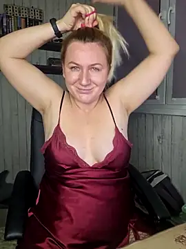 Marushka online show from 12.15.25