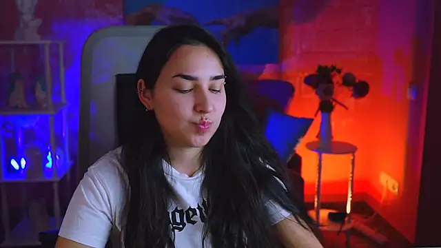 CeceliaJohnson online show from 02.05.25