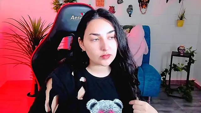 CeceliaJohnson online show from 11.24.25