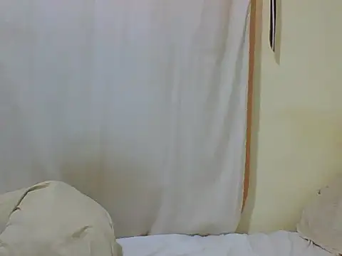 Snapshot of cute_lavenda chatting on 05.13.26 cute lavenda online show from 05.13.26