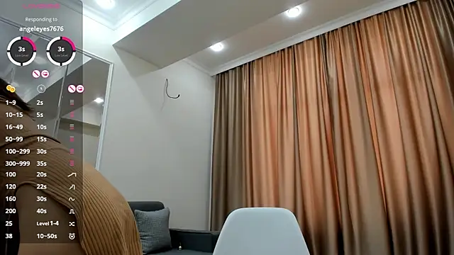 Snapshot of Zoe_klarxxx chatting on 03.05.25 Zoe klarxxx online show from 03.05.25