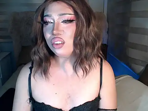 Snapshot of RebecaNextToYou chatting on 11.07.25 RebecaNextToYou online show from 11.07.25