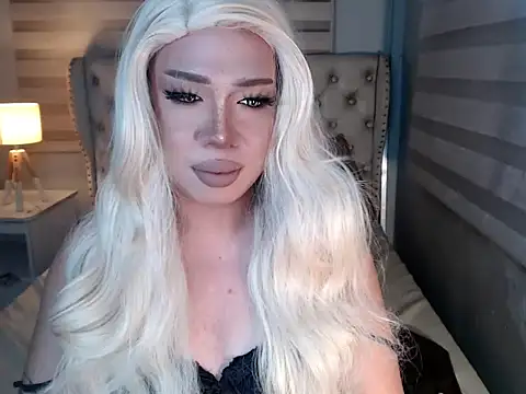 RebecaNextToYou online show from 05.08.26