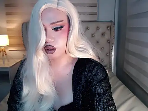 RebecaNextToYou online show from 05.23.26