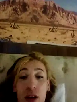 Snapshot of andreahhill chatting on 06.05.26 andreahhill online show from 06.05.26