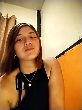 MS Isabella Snow92 online show from 10.23.25