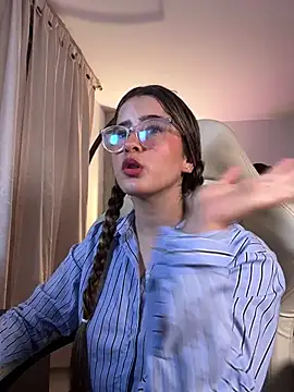 Snapshot of Stormiie777 chatting on 02.03.26 Stormiie777 online show from 02.03.26