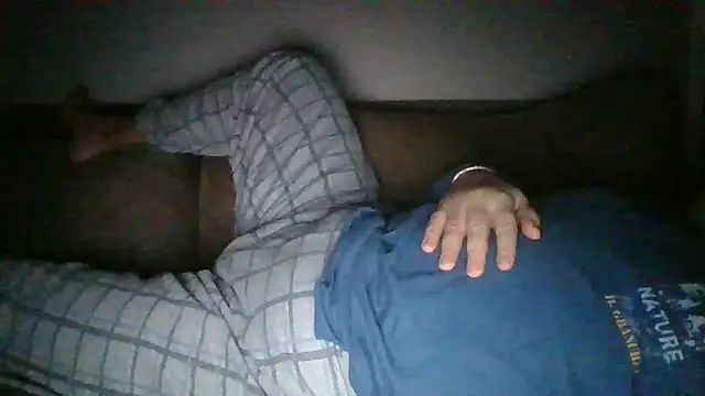 Snapshot of Anderrust chatting on 02.05.25 Anderrust online show from 02.05.25