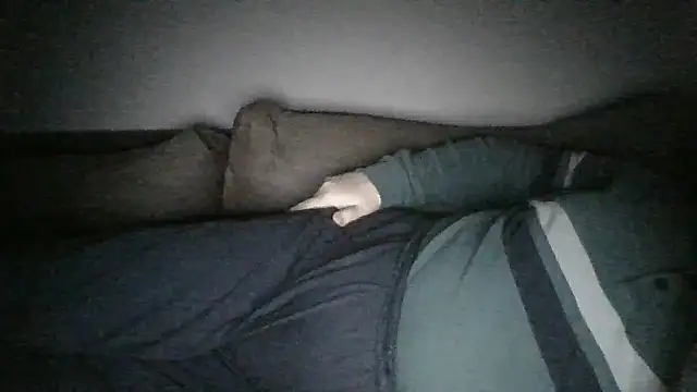 Snapshot of Anderrust chatting on 02.10.25 Anderrust online show from 02.10.25