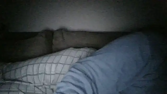 Snapshot of Anderrust chatting on 03.04.25 Anderrust online show from 03.04.25