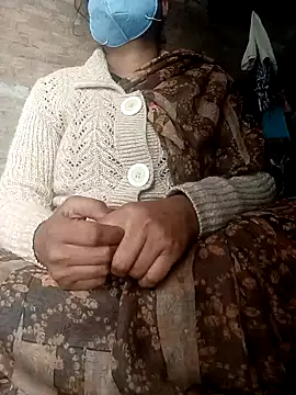 Snapshot of Lattika-Bhabhi chatting on 02.10.25 Lattika-Bhabhi online show from 02.10.25