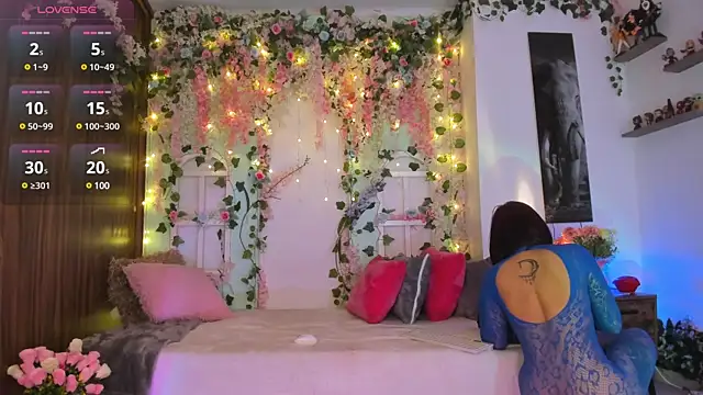 Snapshot of athena_samael69 chatting on 01.14.25 athena samael69 online show from 01.14.25