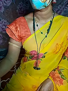 Snapshot of XBHUUME chatting on 12.26.24 XBHUUME online show from 12.26.24