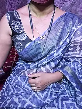 Snapshot of XBHUUME chatting on 02.20.25 XBHUUME online show from 02.20.25