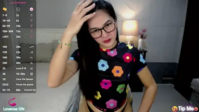 xAsianSweetHeart online show from 04.28.26