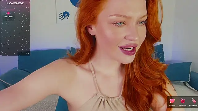 Snapshot of Born_to_Loveee chatting on 12.13.24 Born to Loveee online show from 12.13.24