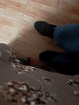 feet toes online show from 11.06.25