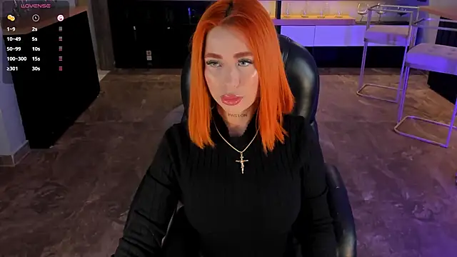 Snapshot of MadelineFox chatting on 03.06.25 MadelineFox online show from 03.06.25