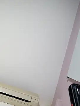 Molly newman6 online show from 02.28.25