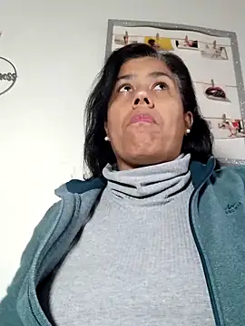 Molly newman6 online show from 03.04.25