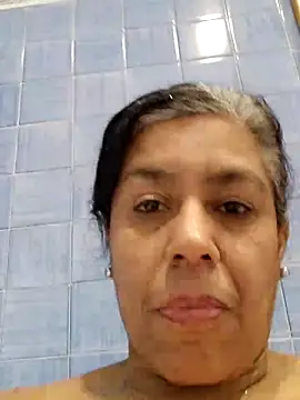 Snapshot of Molly_newman6 chatting on 02.01.26 Molly newman6 online show from 02.01.26