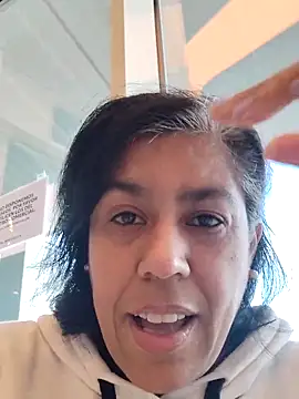 Snapshot of Molly_newman6 chatting on 02.04.26 Molly newman6 online show from 02.04.26