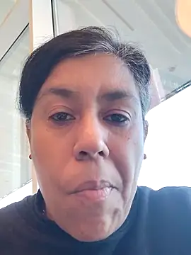 Snapshot of Molly_newman6 chatting on 02.18.26 Molly newman6 online show from 02.18.26