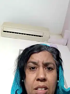 Snapshot of Molly_newman6 chatting on 02.19.26 Molly newman6 online show from 02.19.26