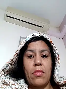 Snapshot of Molly_newman6 chatting on 03.01.26 Molly newman6 online show from 03.01.26