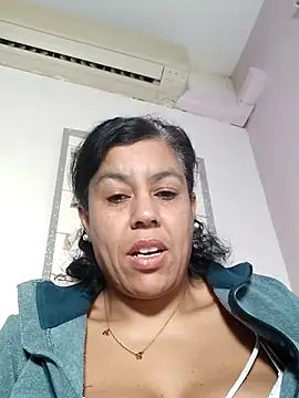 Snapshot of Molly_newman6 chatting on 03.20.26 Molly newman6 online show from 03.20.26