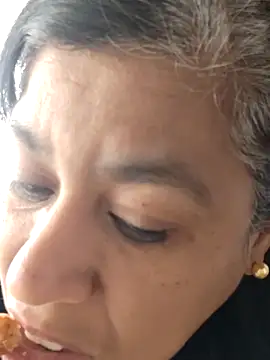 Snapshot of Molly_newman6 chatting on 04.07.26 Molly newman6 online show from 04.07.26