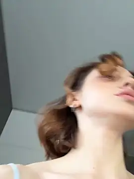 Camilla Railian online show from 10.25.25