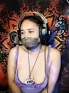  Shimmerlyn  online show from 03.11.25