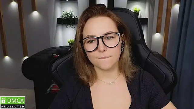 Mira Mermayd online show from 12.21.24