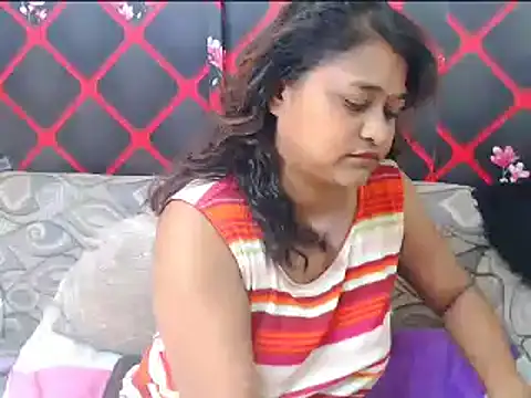 indian glitter online show from 03.08.25