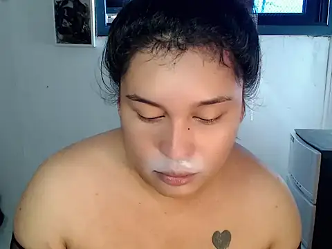 Snapshot of Hardcore_Tgirl chatting on 06.18.26 Hardcore Tgirl online show from 06.18.26