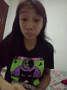 Karmakuro online show from 04.12.26